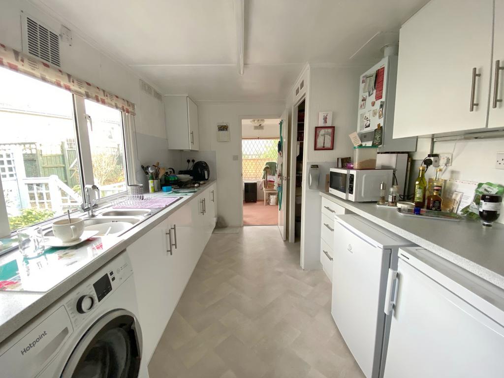 13&#39; Kitchen