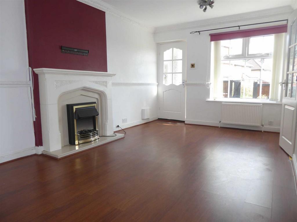 Living Room:
