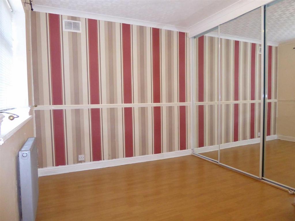 Bedroom: