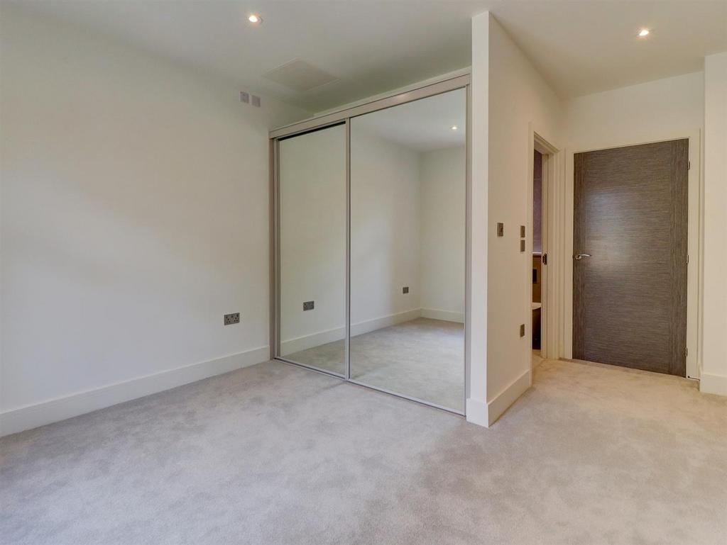 Double Bedroom 1