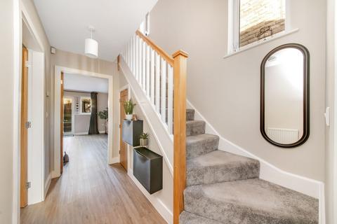 3 bedroom end of terrace house for sale, Huddersfield Road, Meltham, HD9