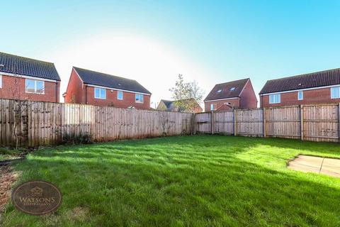 4 bedroom detached house for sale, Lovesey Avenue, Hucknall, Nottingham, NG15