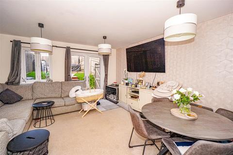 2 bedroom semi-detached house for sale, Logie Baird Way, Hastings