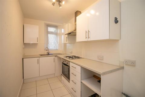 undefined, 16/2 Oliver Crescent, Hawick