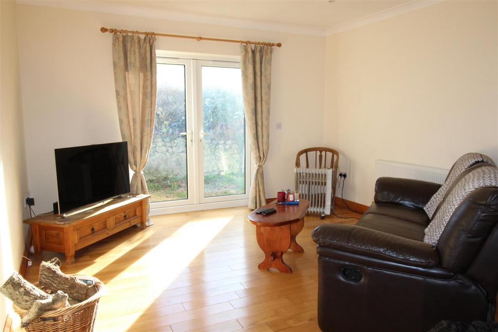 Living room.JPG
