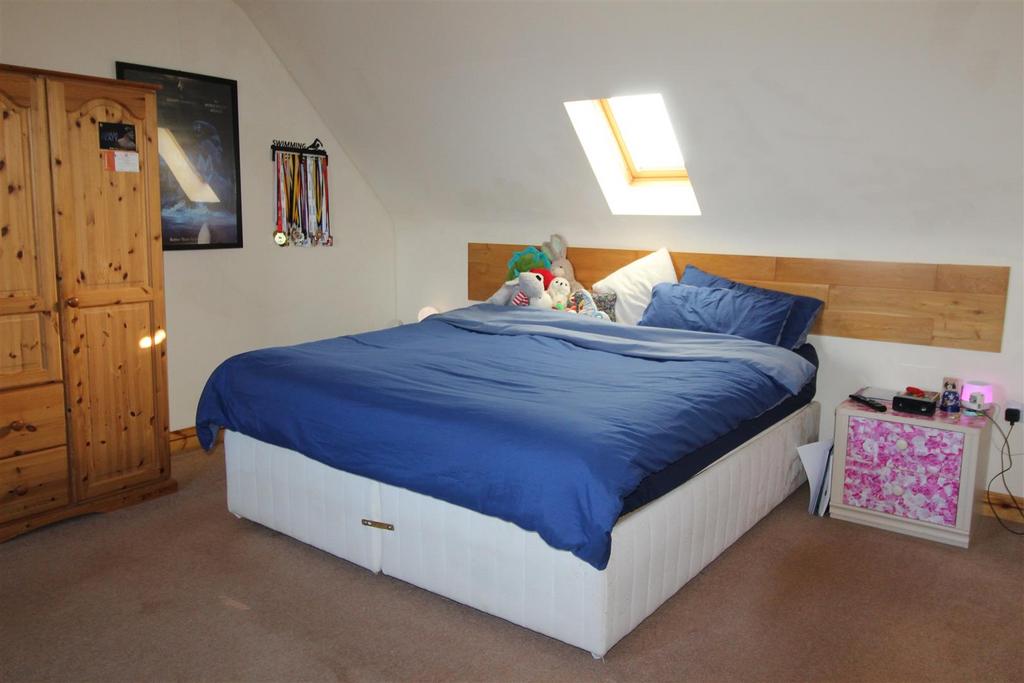 Bedroom.JPG