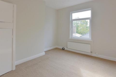 undefined, Kitchener Street, Huntington Road