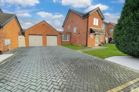 4 bedroom detached house for sale, Burford Close, Luton, Bedfordshire, LU3 4DS