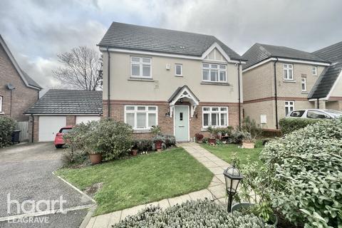 undefined, Oakley Gardens, Luton