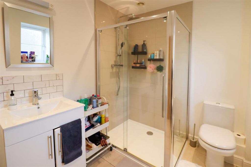 Ensuite.jpg