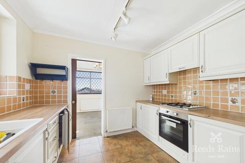 undefined, Fall Lane, Liversedge WF15