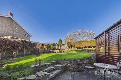 undefined, Fall Lane, Liversedge WF15