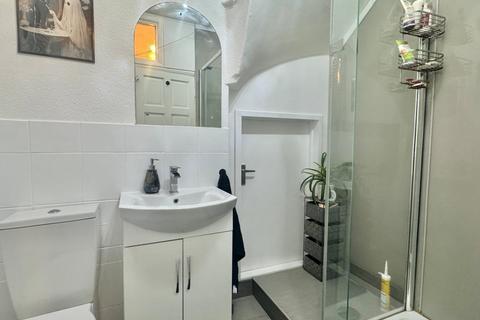 undefined, Marine Terrace, Kent CT20