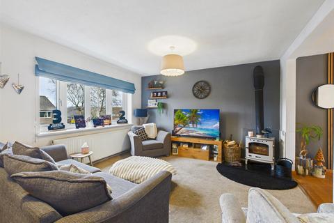 3 bedroom detached house for sale, Clifton Drive, Buxton