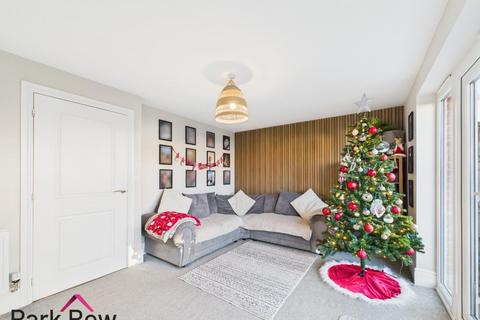3 bedroom semi-detached house for sale, Orchard Close, Sherburn In Elmet, Leeds