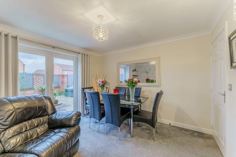 3 bedroom semi-detached house for sale, Willow Gardens, Selby YO8