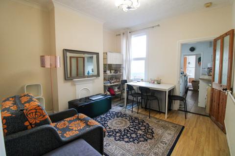 3 bedroom terraced house for sale, Spencer Street, Oadby