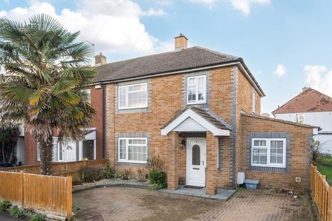 Pennine Road, Millbrook, Southampton, Hampshire, SO16
