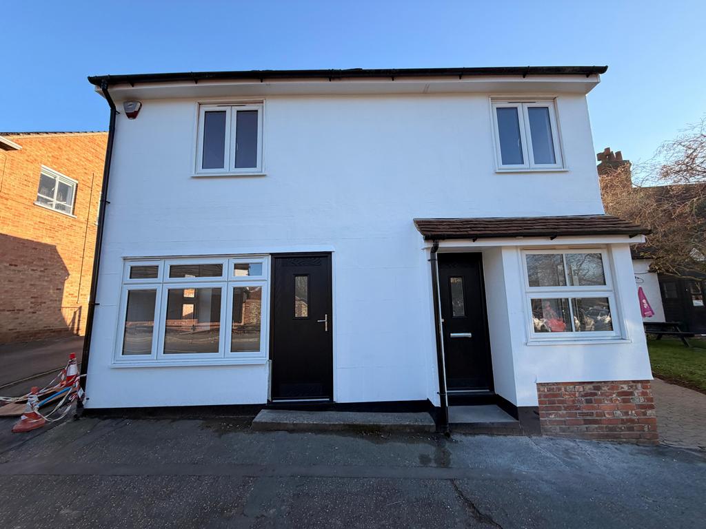 2 bed flat to rent Church Street, Braintree CM7