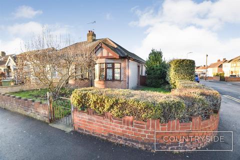 undefined, Rothbury Avenue, Rainham