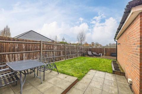 4 bedroom semi-detached house for sale, Boundary Drive, Wexham SL2