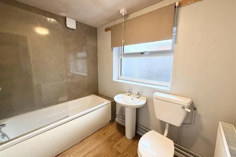 undefined, Ball Haye Green, Leek