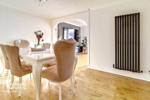 3 bedroom terraced house for sale, Berecroft, Harlow