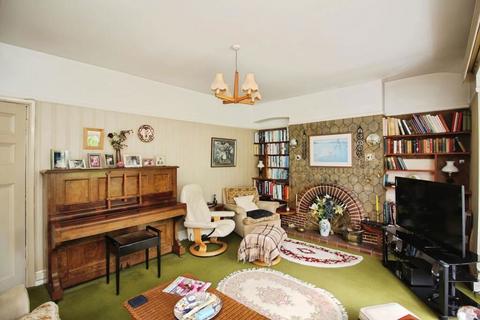 undefined, Station Road, Kirby Muxloe, Leicester, Leicestershire, LE9 2EL
