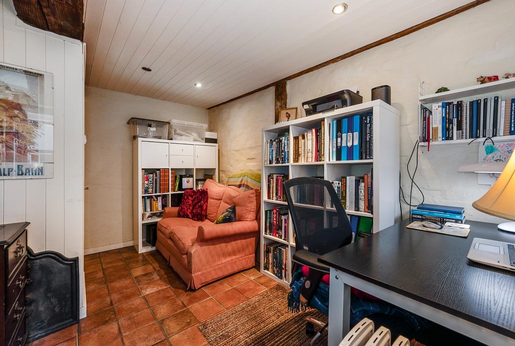 Studio/office