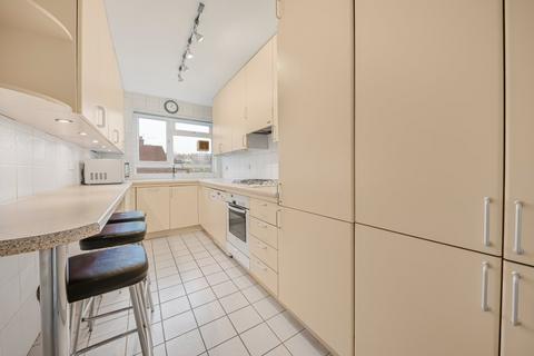 undefined, Byron Court, Fairfax Road, London