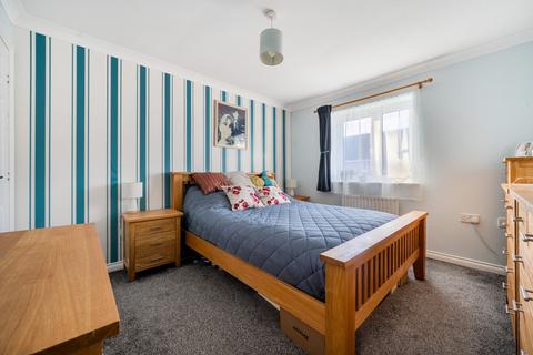 undefined, The Oaks, Newbury, Berkshire