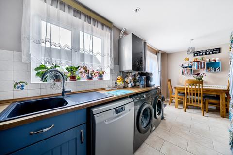 undefined, The Oaks, Newbury, Berkshire
