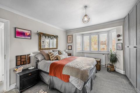undefined, Kings Farm Avenue, Richmond, Surrey