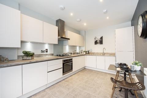 4 bedroom end of terrace house to rent, Storer Drive Welling DA16