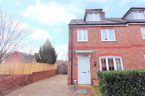 undefined, Woodhouse Gardens, Greenham, Thatcham, Berkshire, RG19
