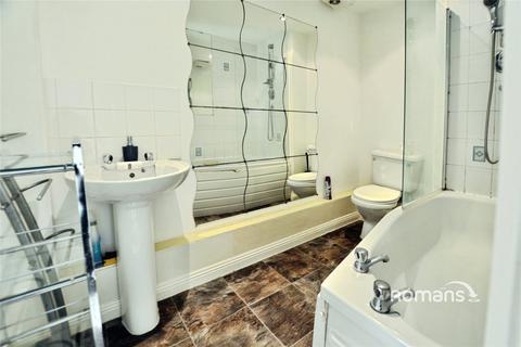 undefined, Rutherford Close, Uxbridge, UB8
