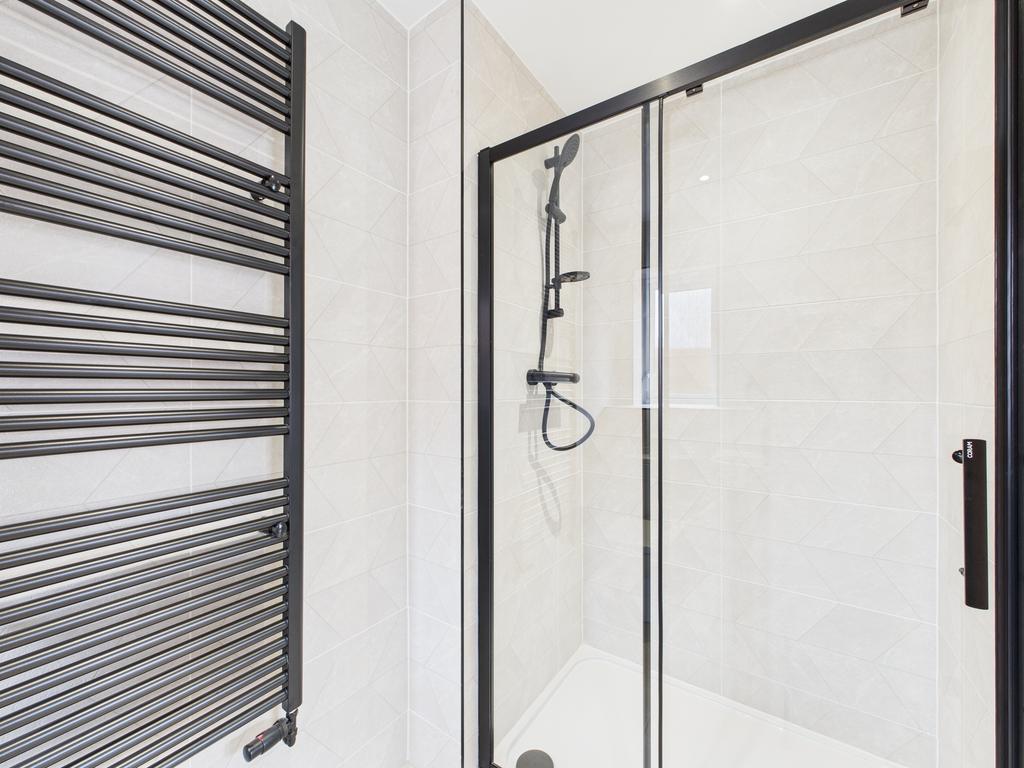 Benson En Suite 2