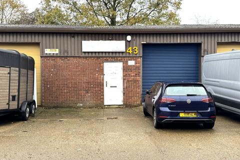 Industrial unit to rent, Blue Chalet Industrial Estate West Kingsdown TN15 6BQ