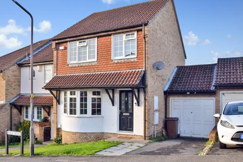 3 bedroom end of terrace house for sale, Emily Road, Princes Park, Chatham, ME5