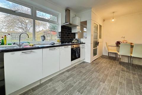 undefined, Broadstone Way, Bradford BD4