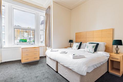 undefined, ENSUITE ROOMS TO RENT - ALL BILLS INCLUDED -  BH2