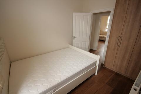 1 bedroom flat to rent, South End Road, Hampstead NW3