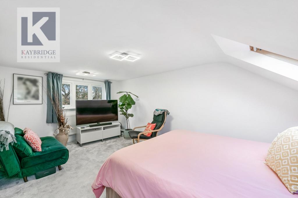 Thurleston Avenue, Morden - SM4 4 BW