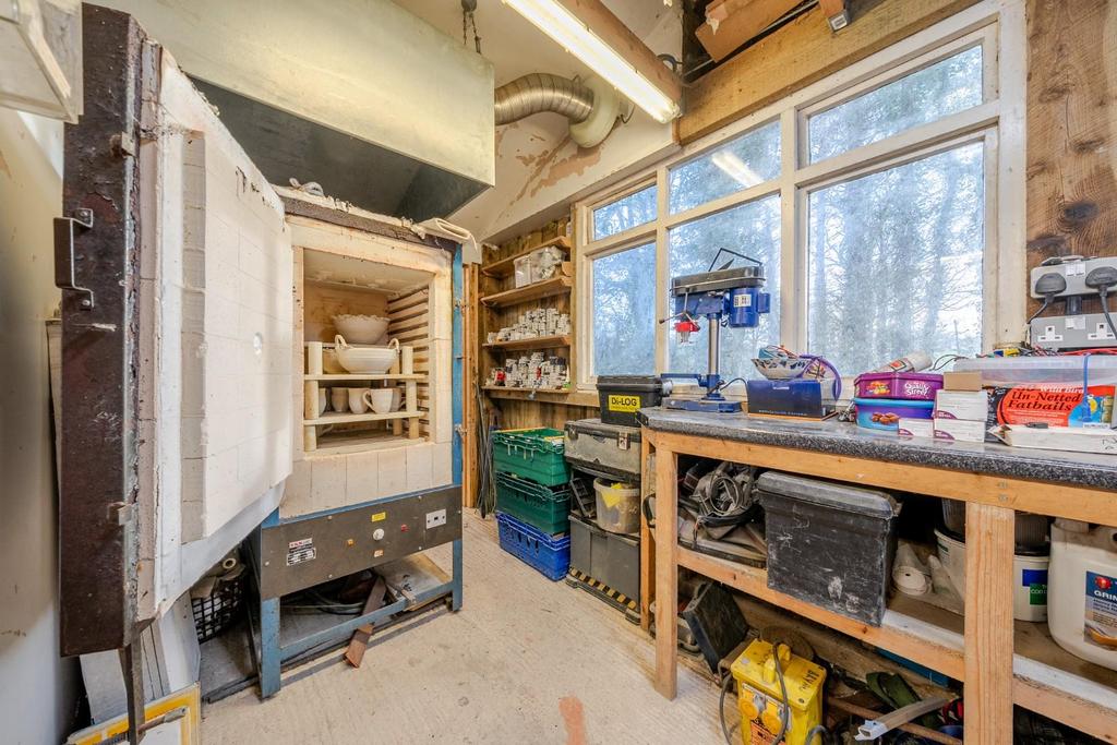 Pottery shed.jpg