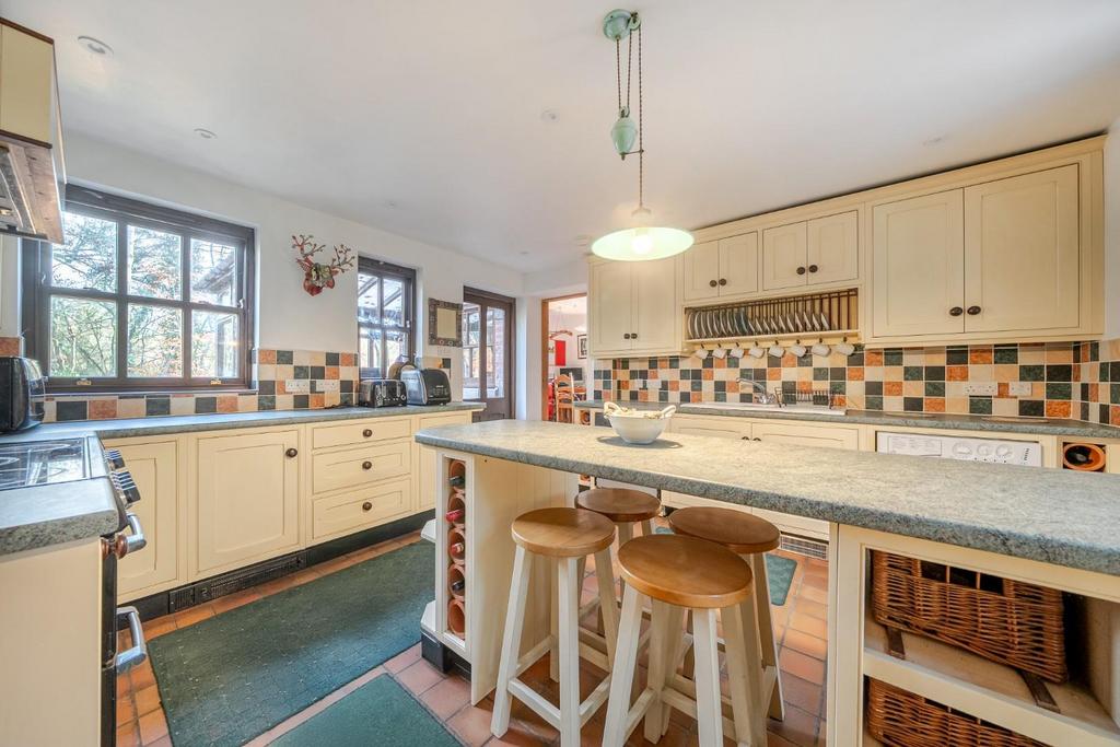 Kitchen corner.jpg