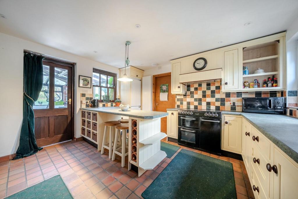Kitchen view.jpg