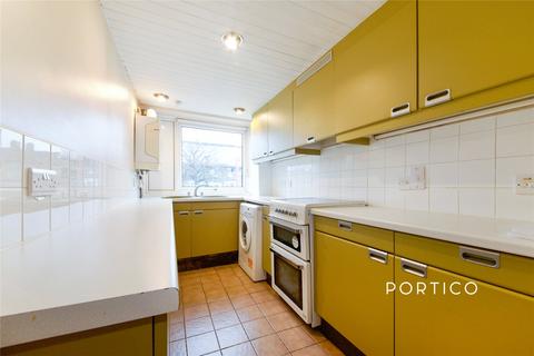 undefined, New Wanstead, London, E11