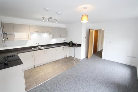 2 bedroom flat to rent, Norwich Avenue West, Bournemouth