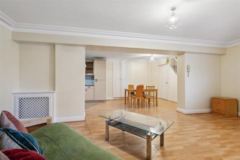 undefined, Grange Road, London