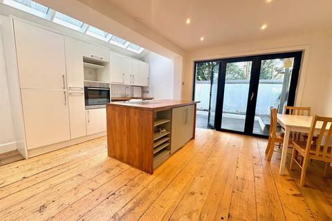 undefined, Claxton Grove, London
